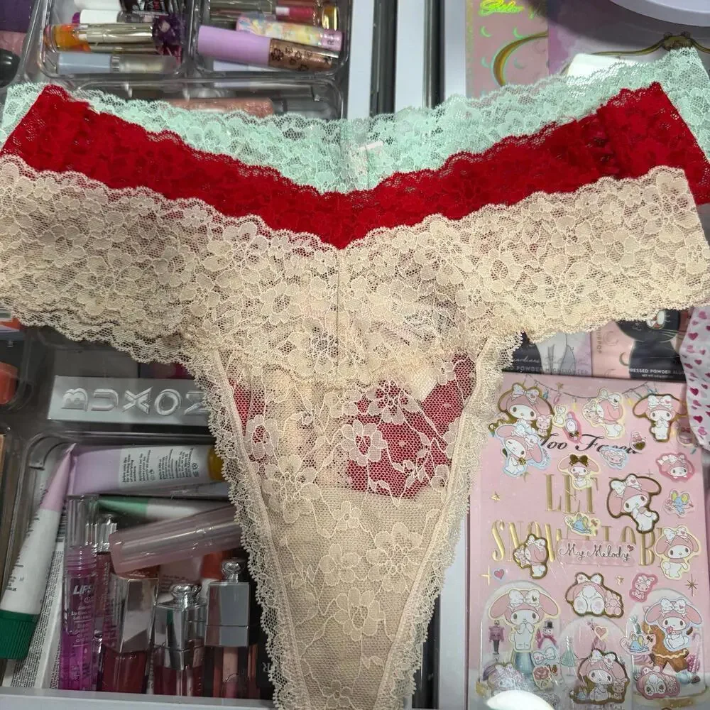 Victorias Secret Lace Thong Panties